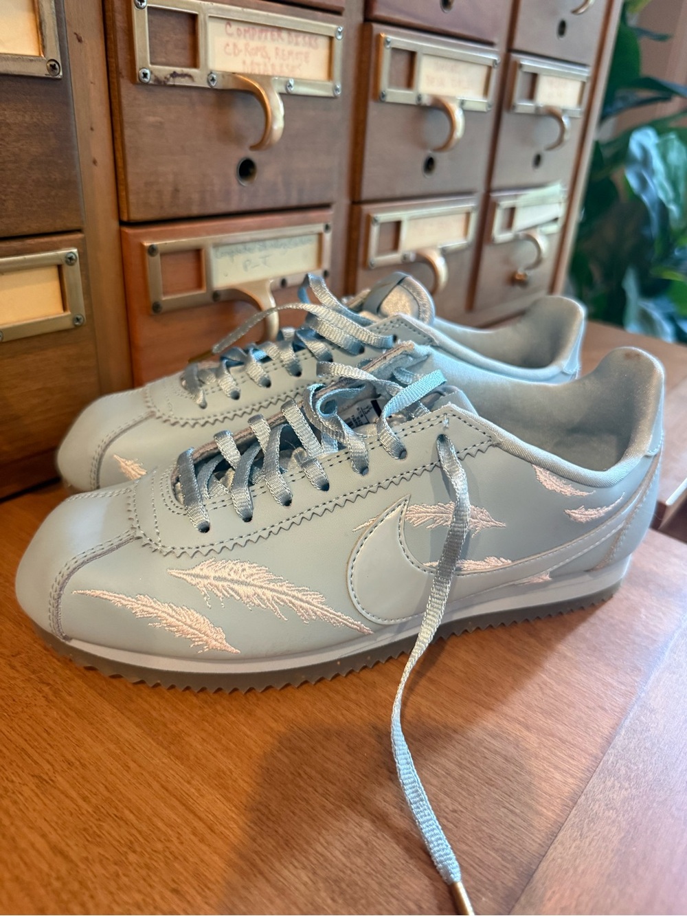 Nike Cortez CE Feathers Ocean Bliss Sneakers • Women’s 7.5